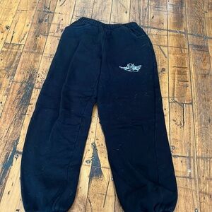 Boys lie black sweatpants